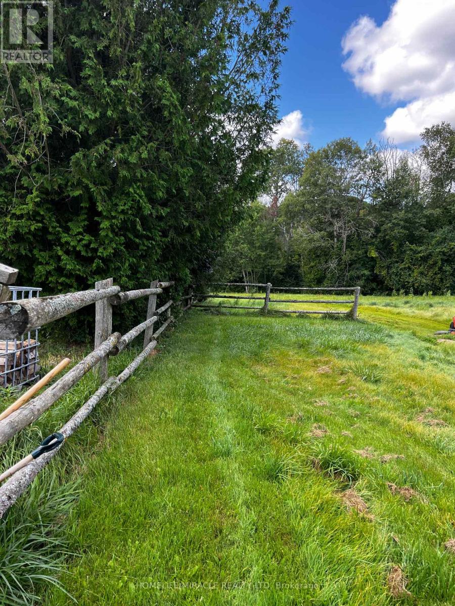 #22 128 COUNTY ROAD - 11