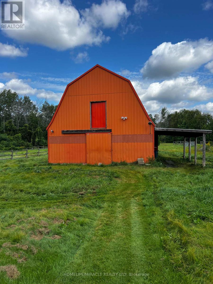 #22 128 COUNTY ROAD - 15