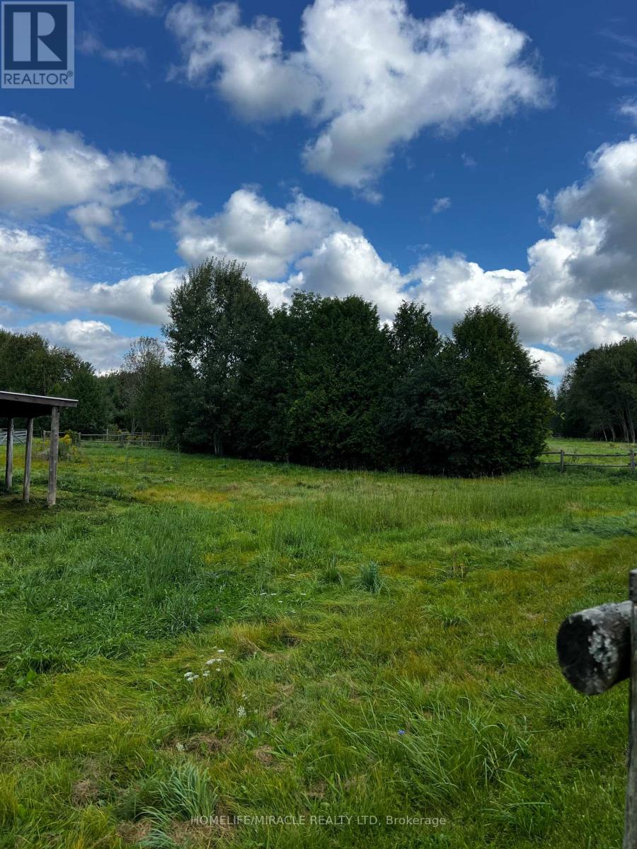 #22 128 COUNTY ROAD - 7