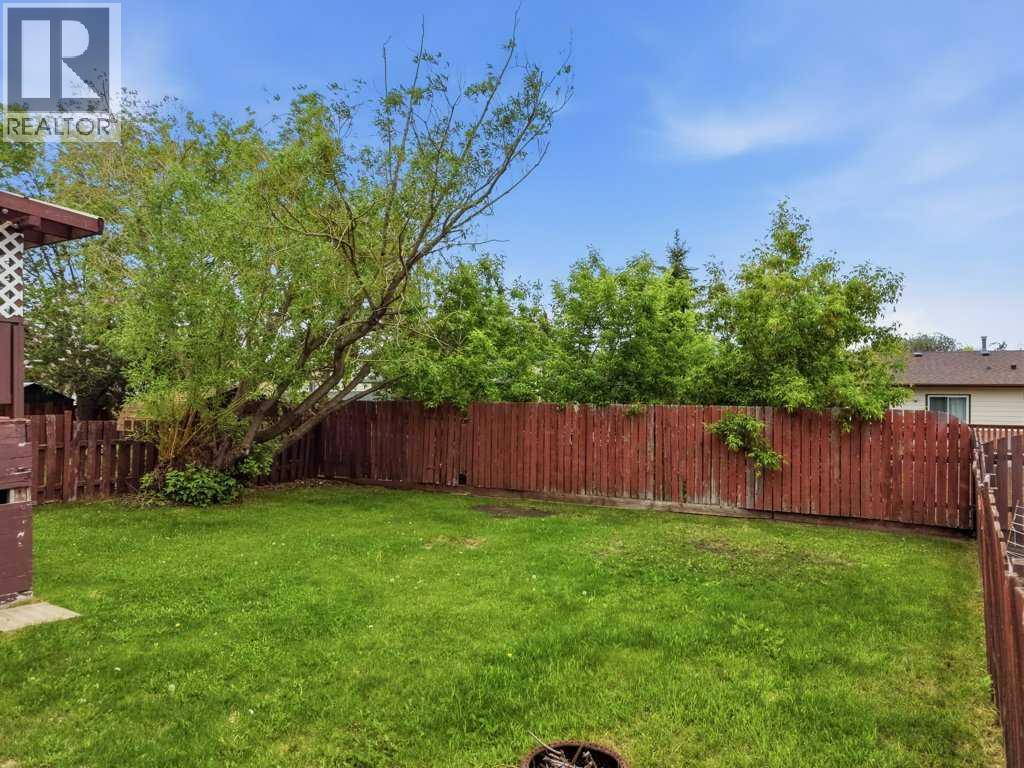 102 Denovan Crescent — photo 6