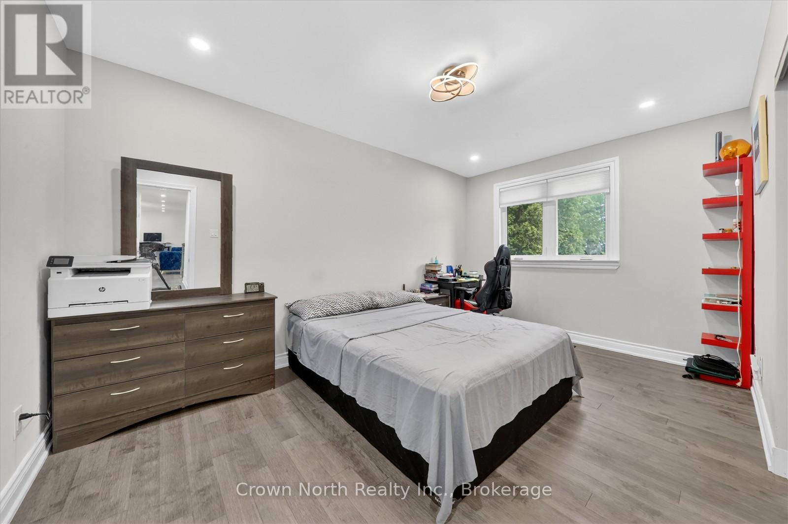 85 PORTICO DRIVE - 23