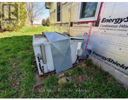 12003 Base Line, Chatham Kent, ON N0P2K0 Photo 9