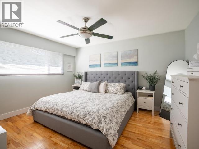 3776 GORDON AVE - 32