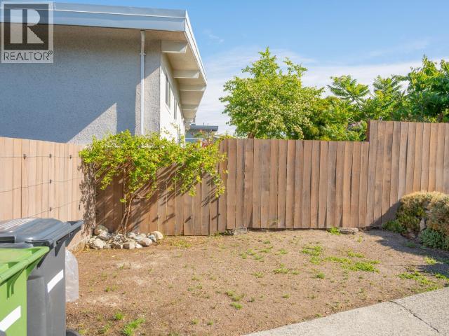3776 GORDON AVE - 67