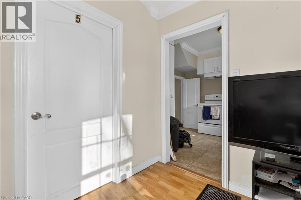 91 ROYAL Avenue - 15
