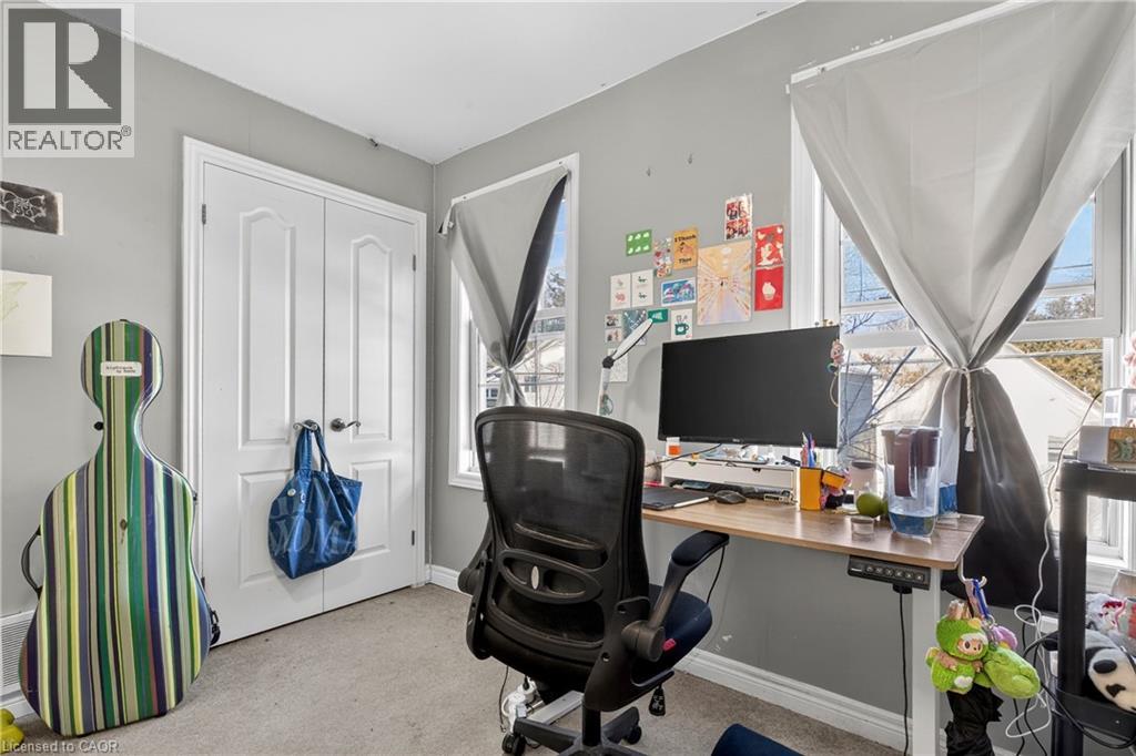91 ROYAL Avenue - 28