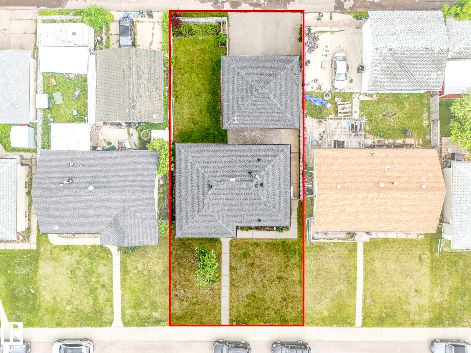 15916 88B AV NW - 3