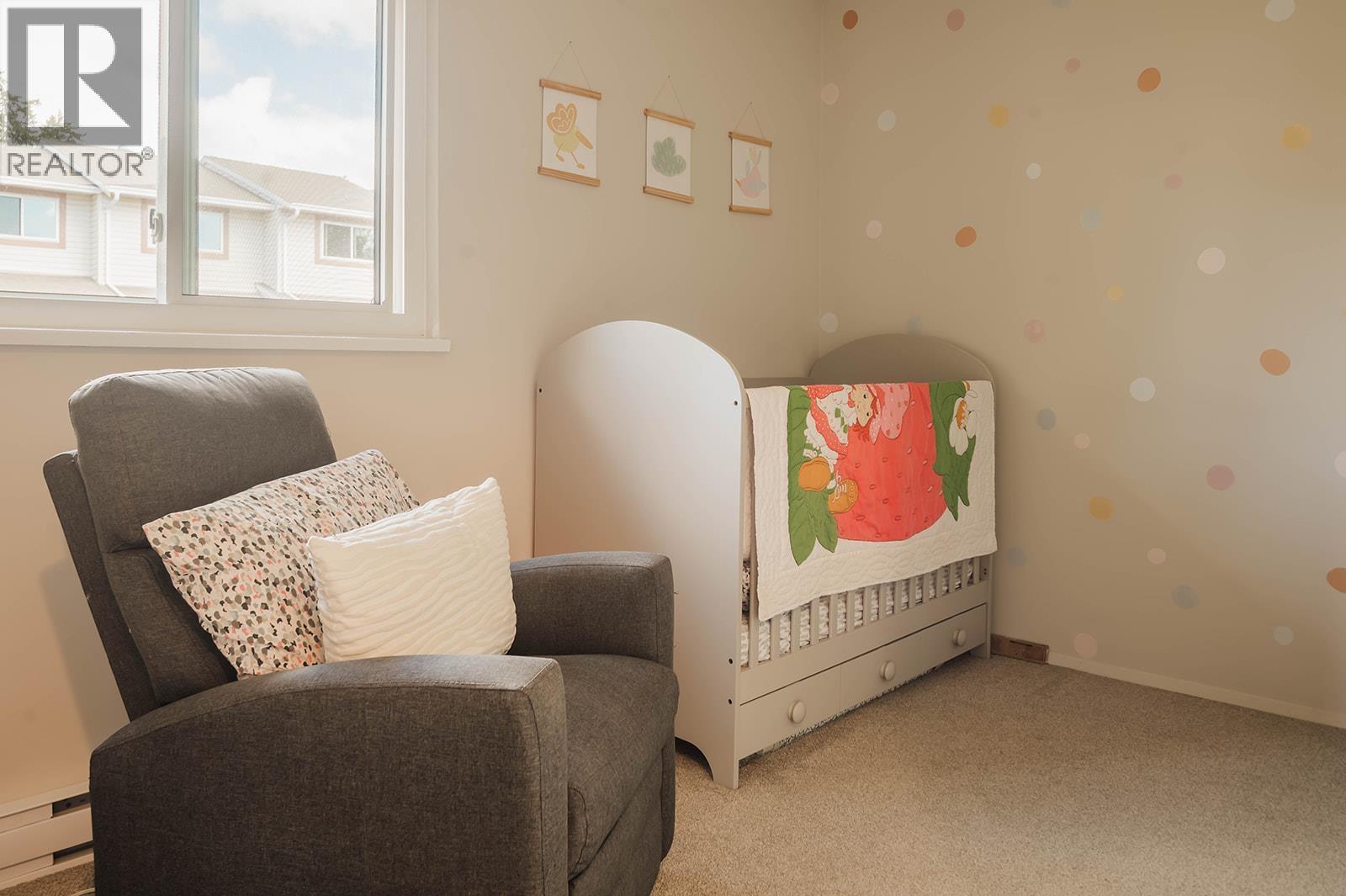 4 765 SCHOOL ROAD, Gibsons