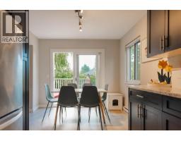 4 765 School Road, Gibsons, BC V0N1V9 Photo 10