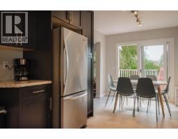 4 765 School Road, Gibsons, BC V0N1V9 Photo 7