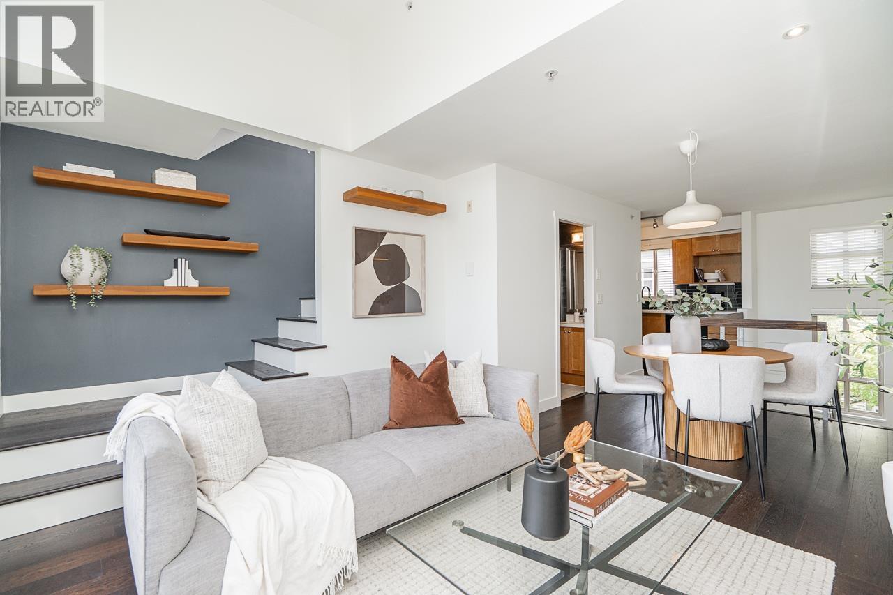 26 2375 W BROADWAY, Vancouver