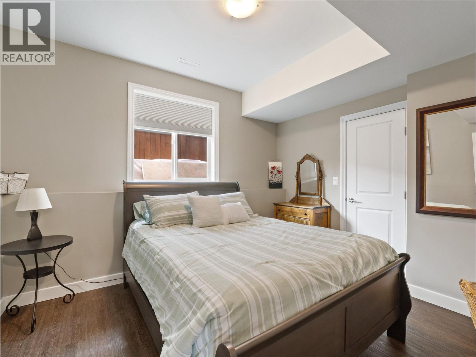 1280 23 Street SE - 39
