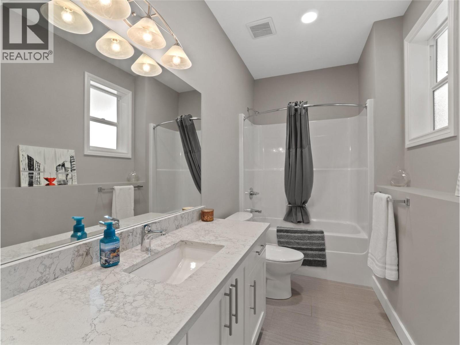 1280 23 Street SE - 40