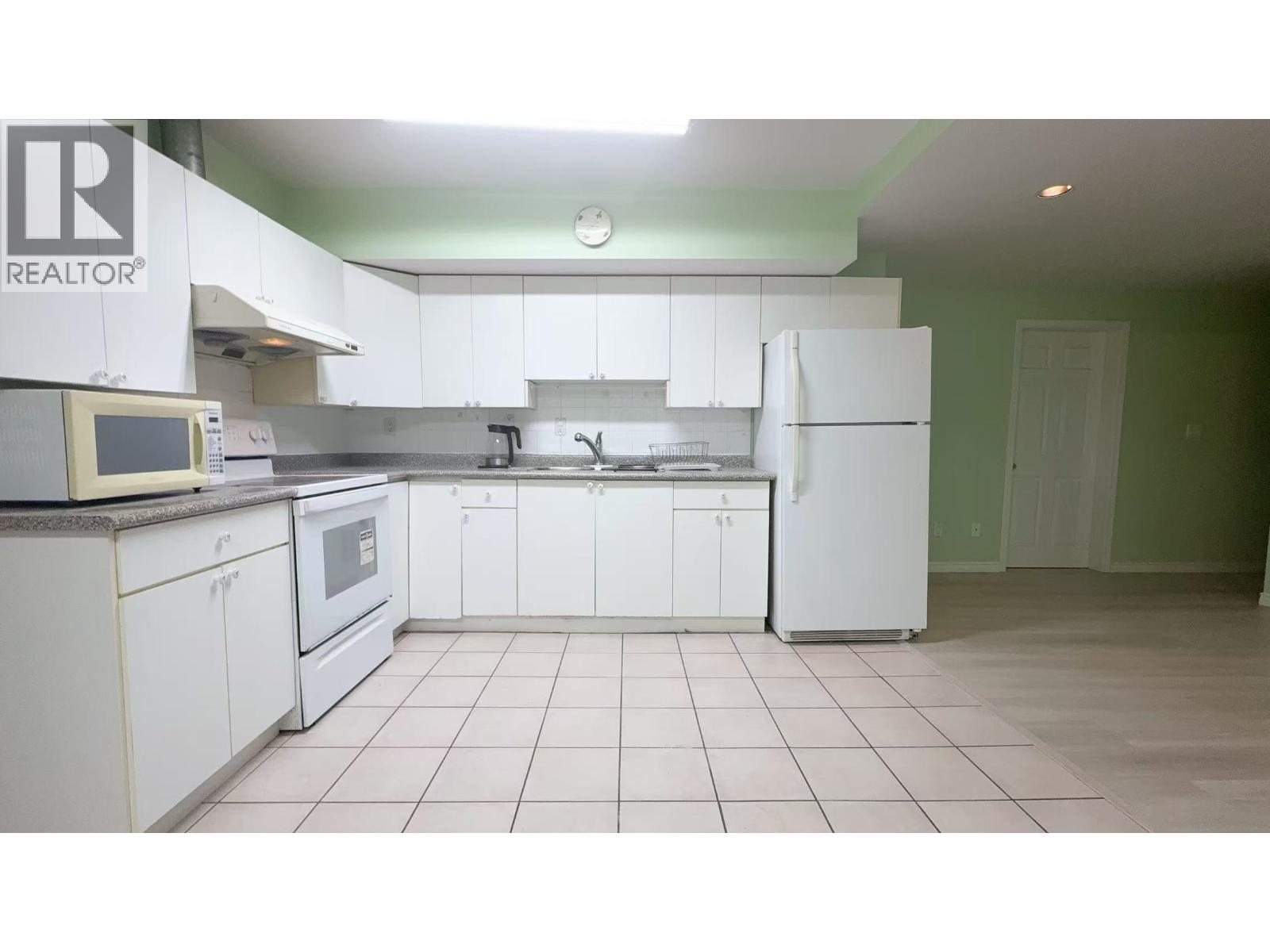 2387 DAWES HILL ROAD, Coquitlam — photo 2