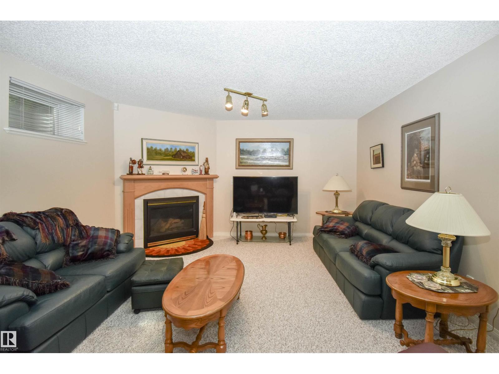 24 Longview PL - 30