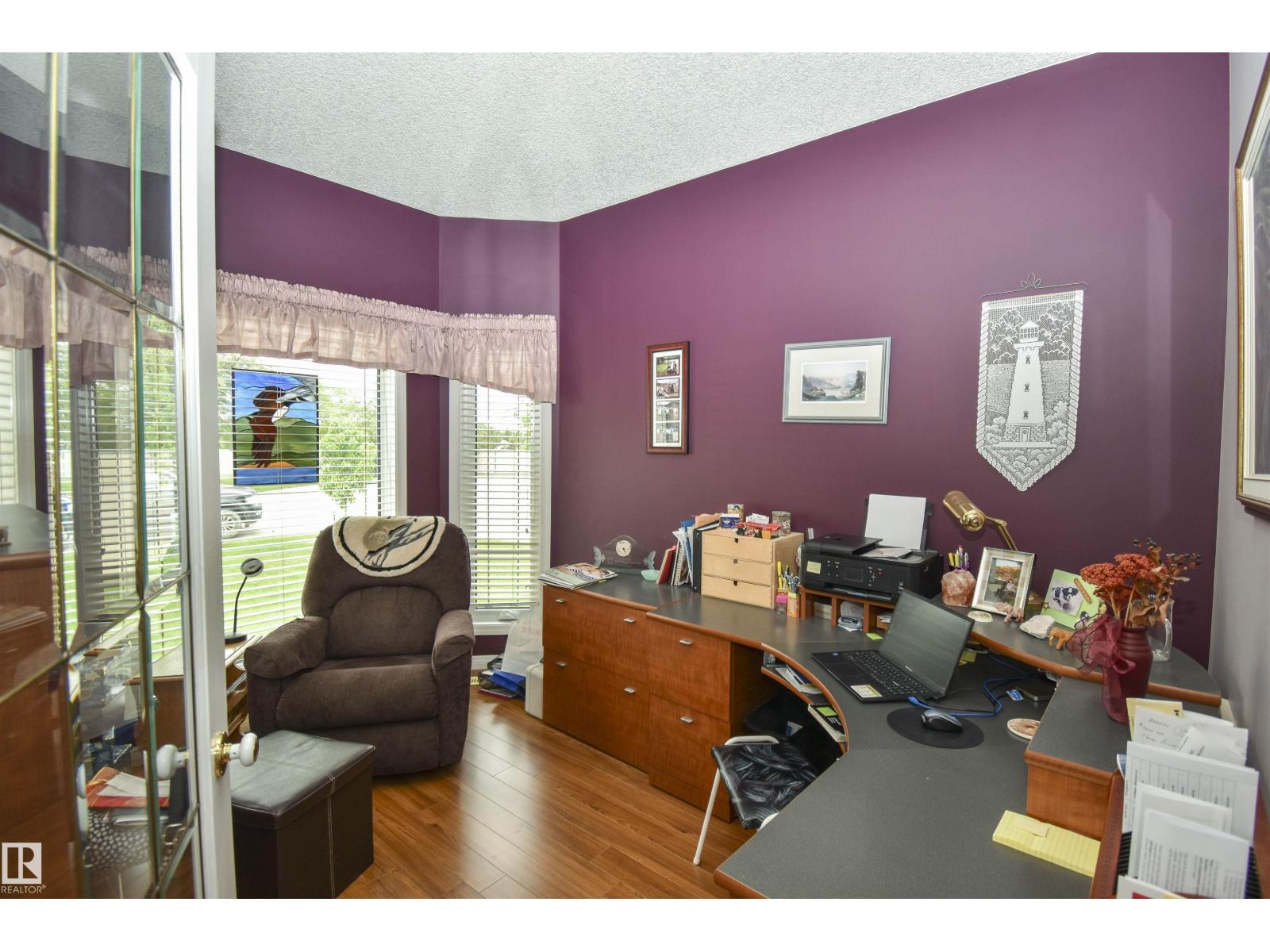 24 Longview PL - 6