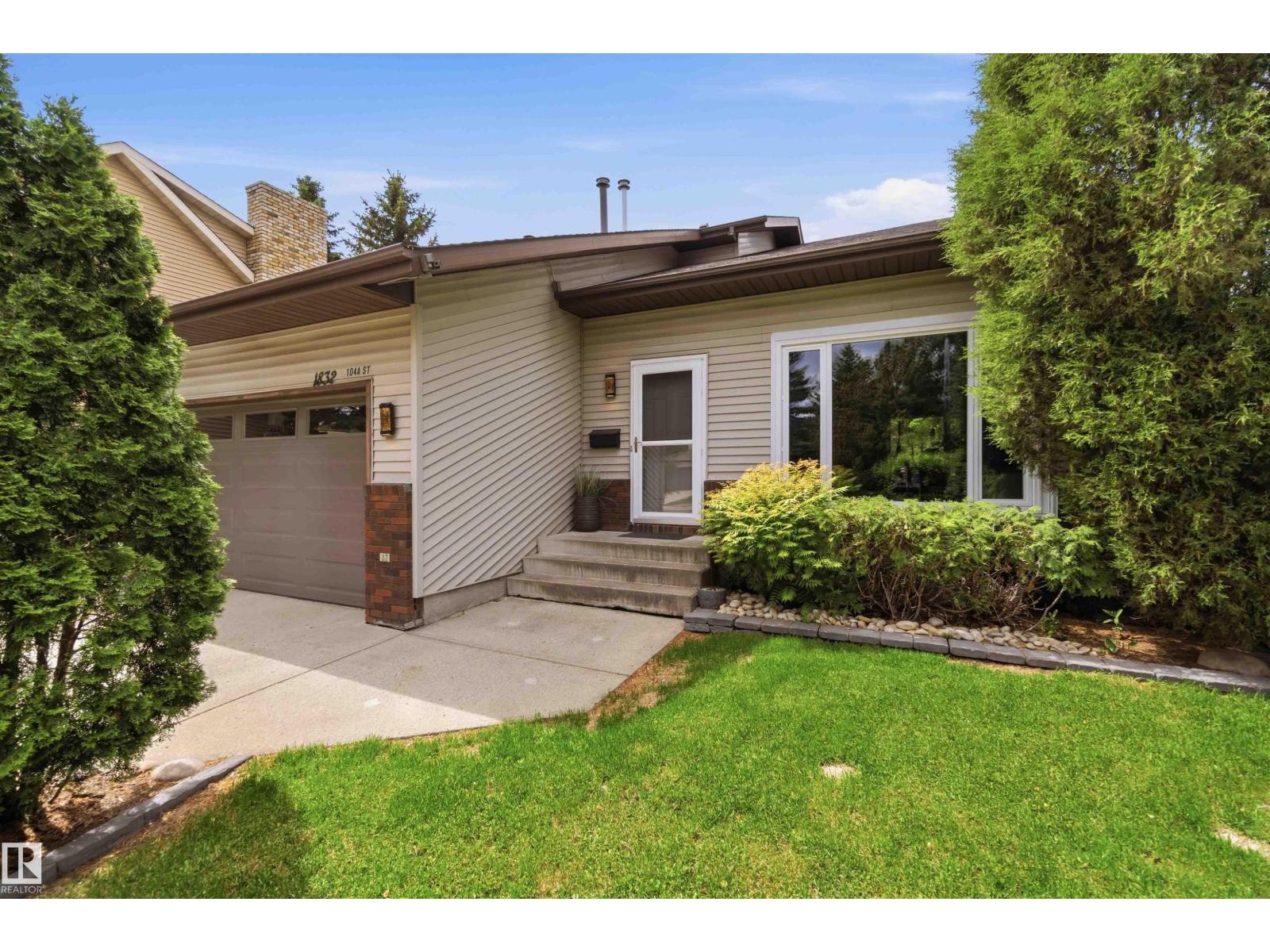 1832 104A ST NW - photo 2