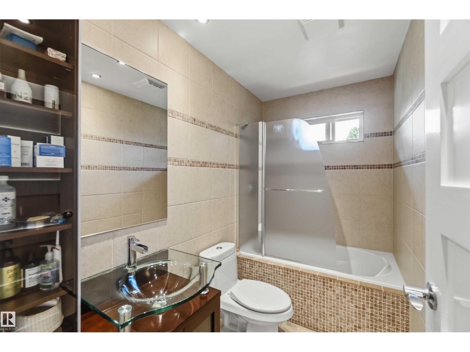 1832 104A ST NW - 30