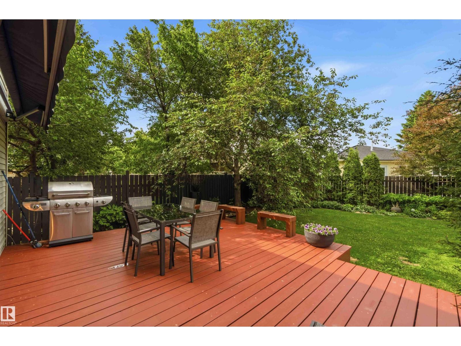 1832 104A ST NW - 42