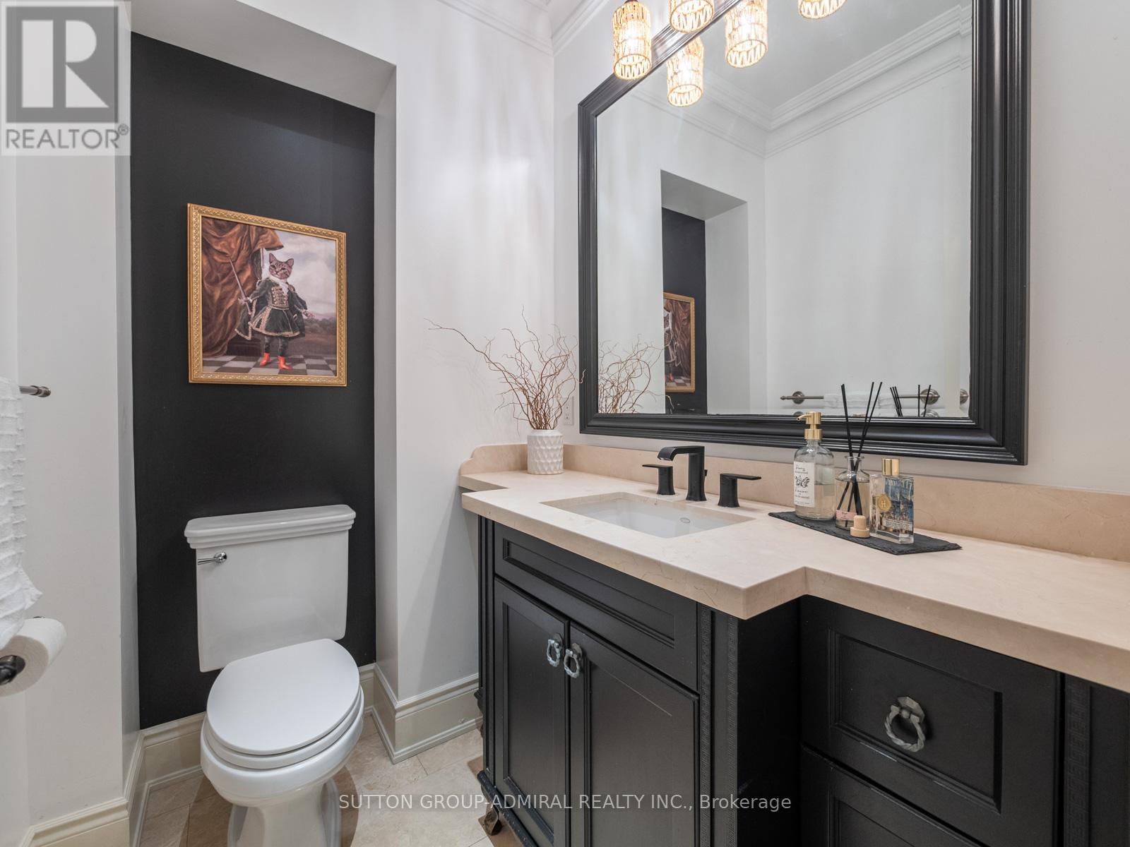 35 WENTWORTH AVENUE - 22