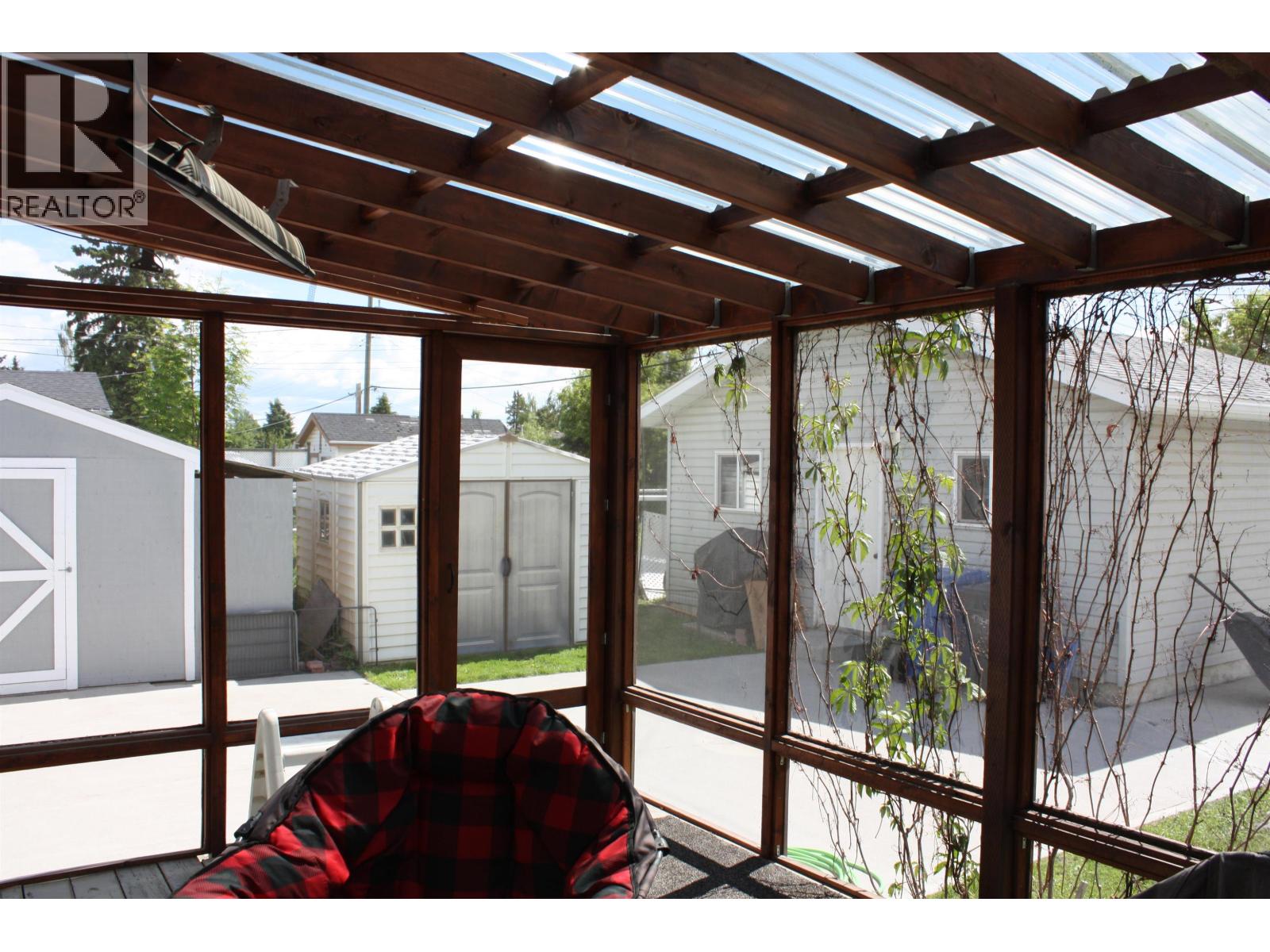 9719 105 AVENUE - 31