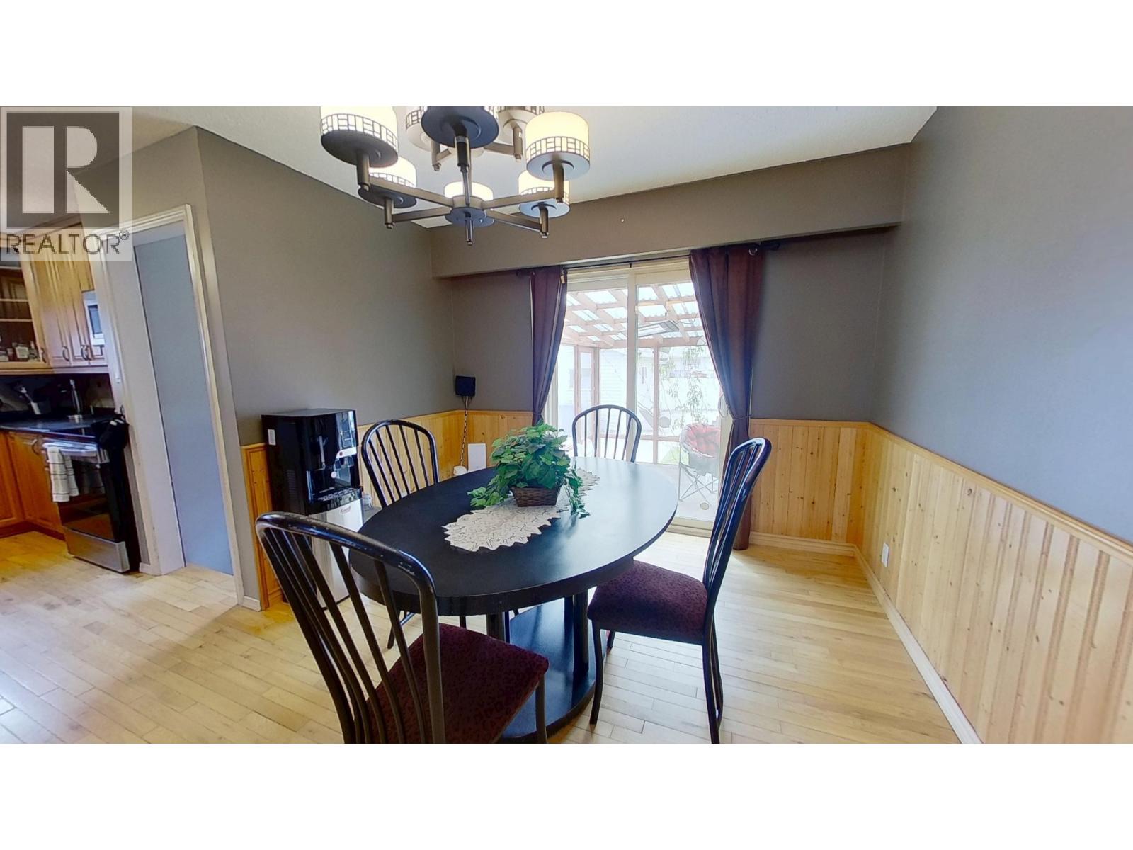 9719 105 AVENUE - 8