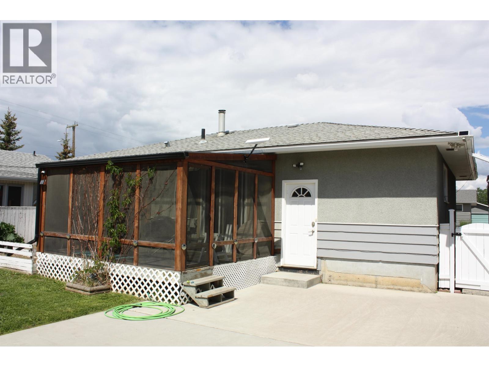 9719 105 AVENUE - 29