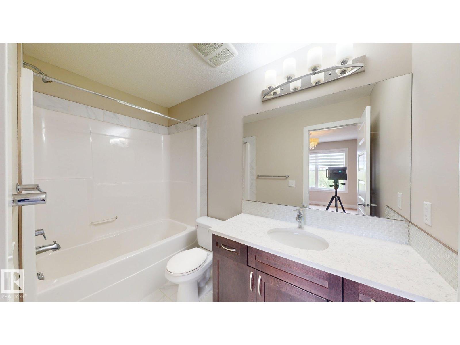 4016 8 ST NW - 27