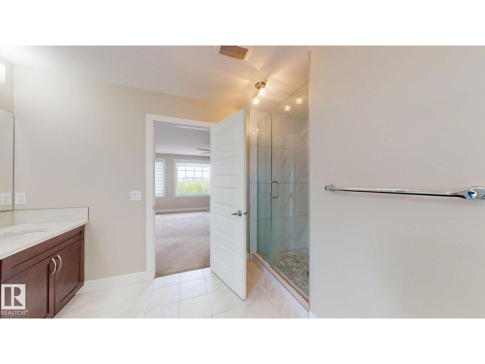 4016 8 ST NW - 32