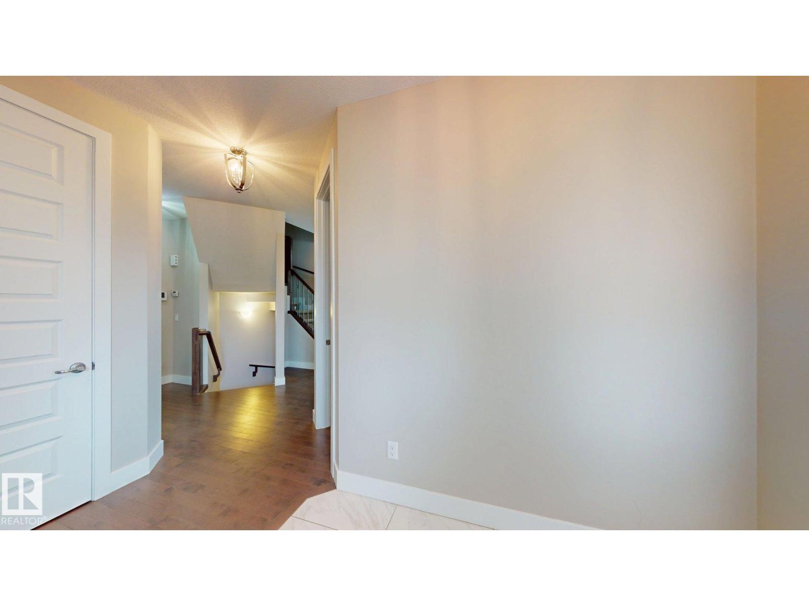 4016 8 ST NW - 4