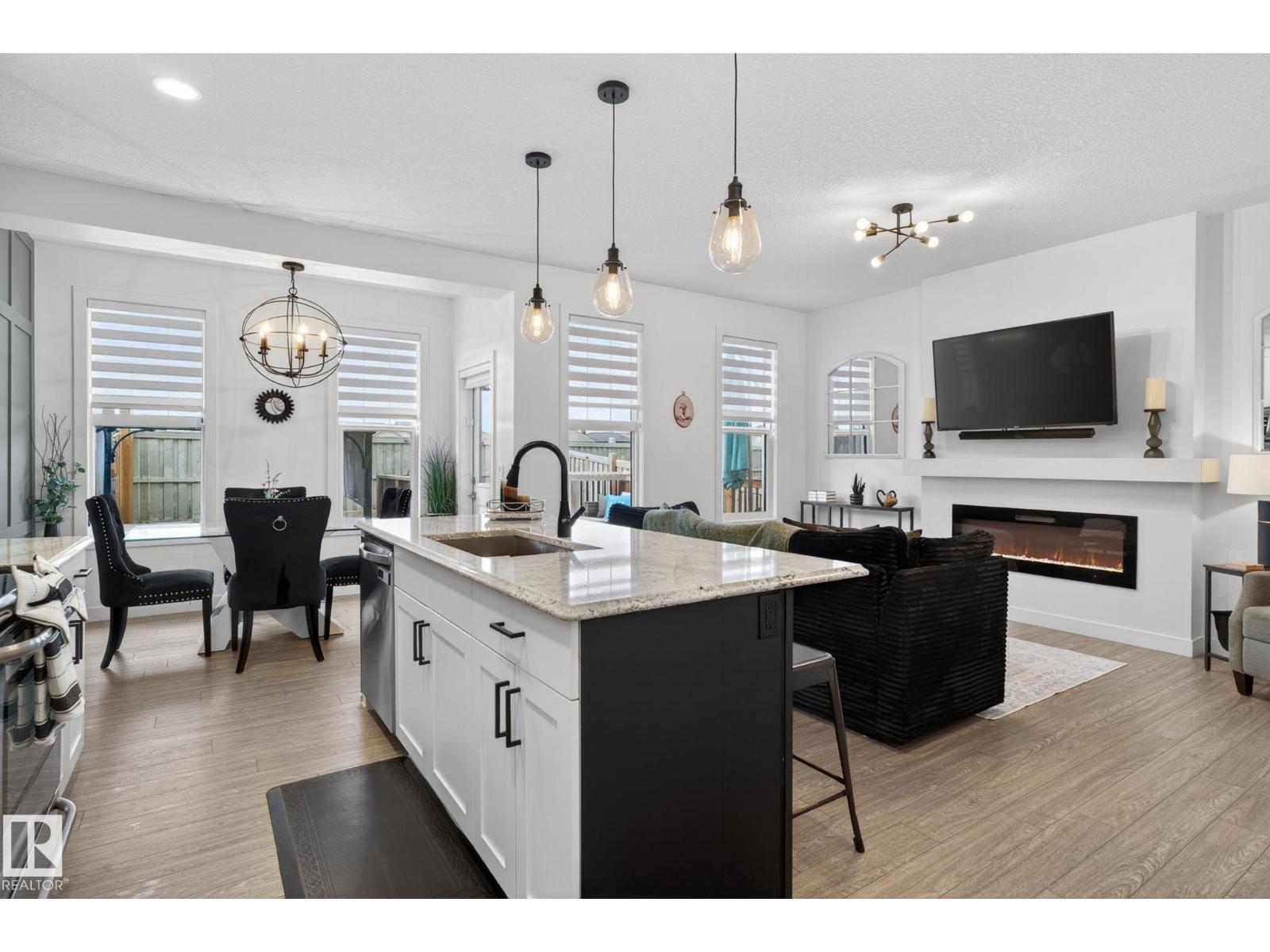 8612 CUSHING PL SW — photo 8