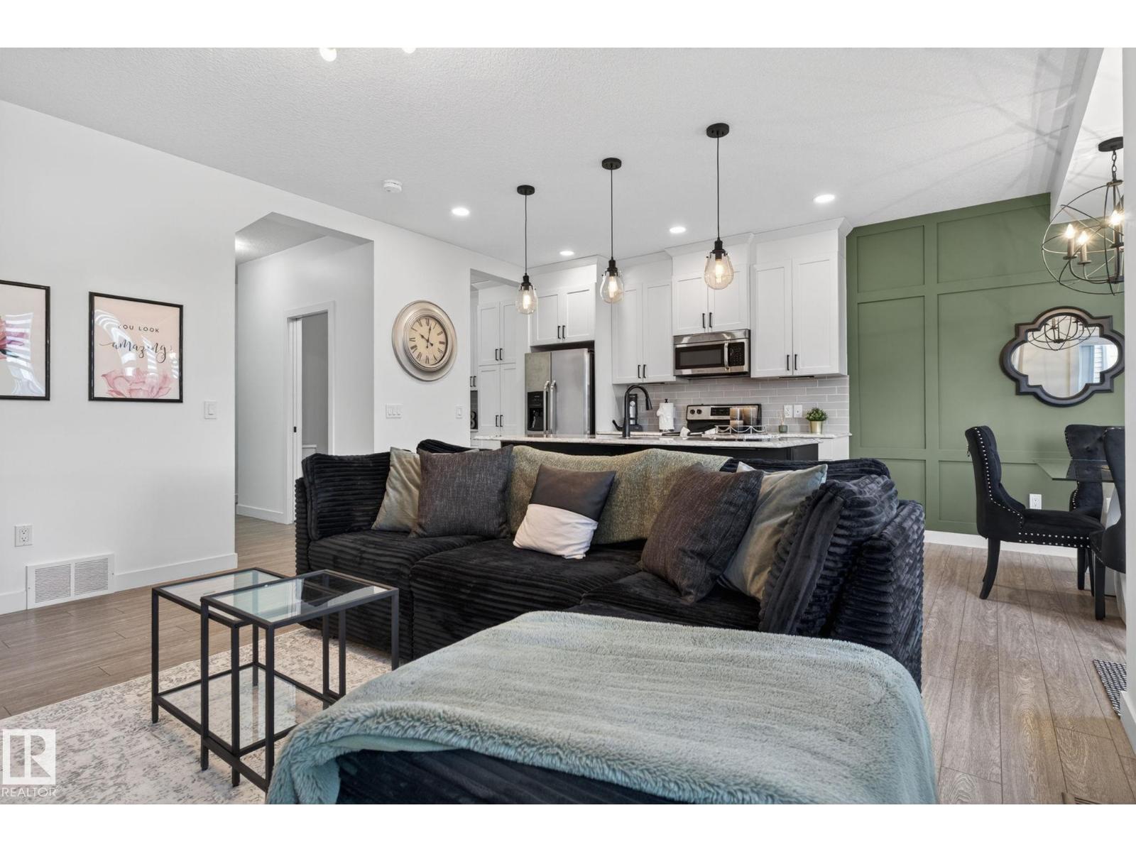 8612 CUSHING PL SW — photo 9