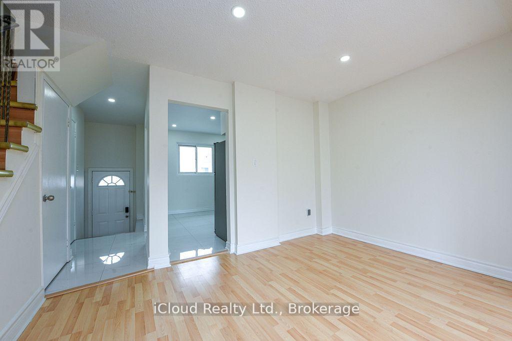 #88 400 MISSISSAUGA VALLEY BOULEVARD - 13
