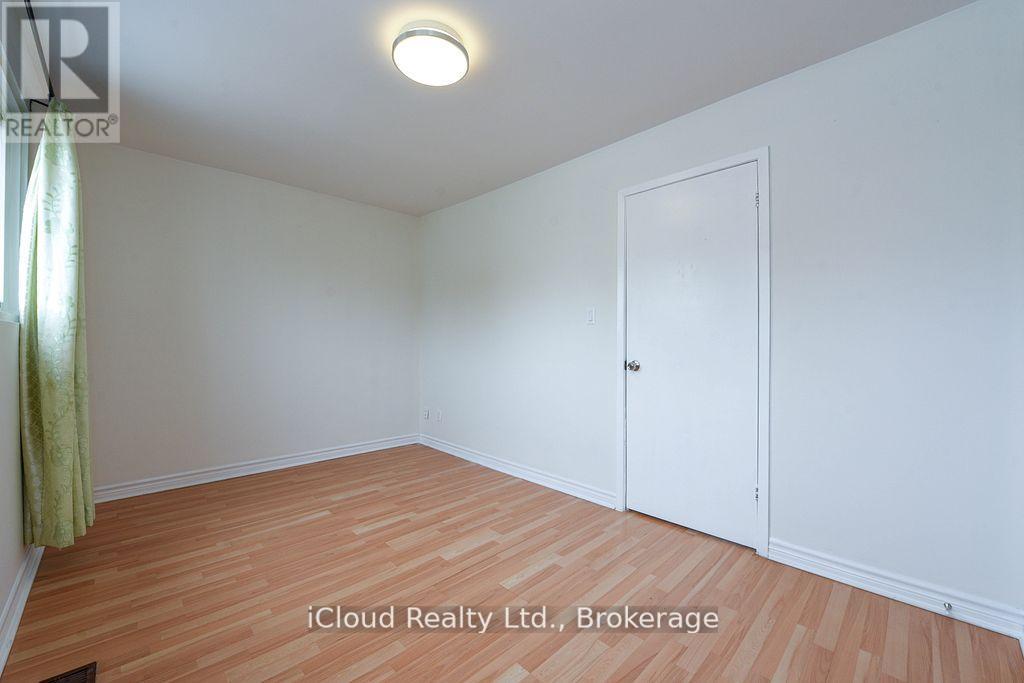 #88 400 MISSISSAUGA VALLEY BOULEVARD - 31