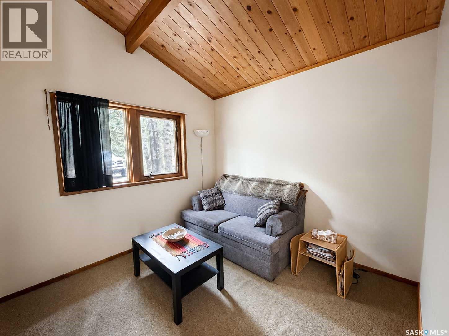 333 Ambrose AVENUE — photo 16