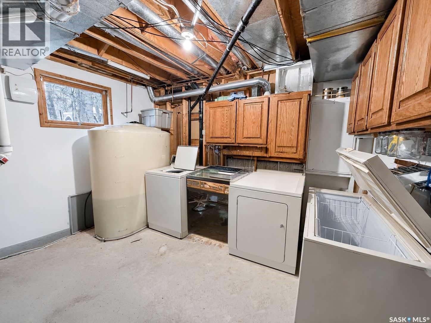 333 Ambrose AVENUE — photo 27