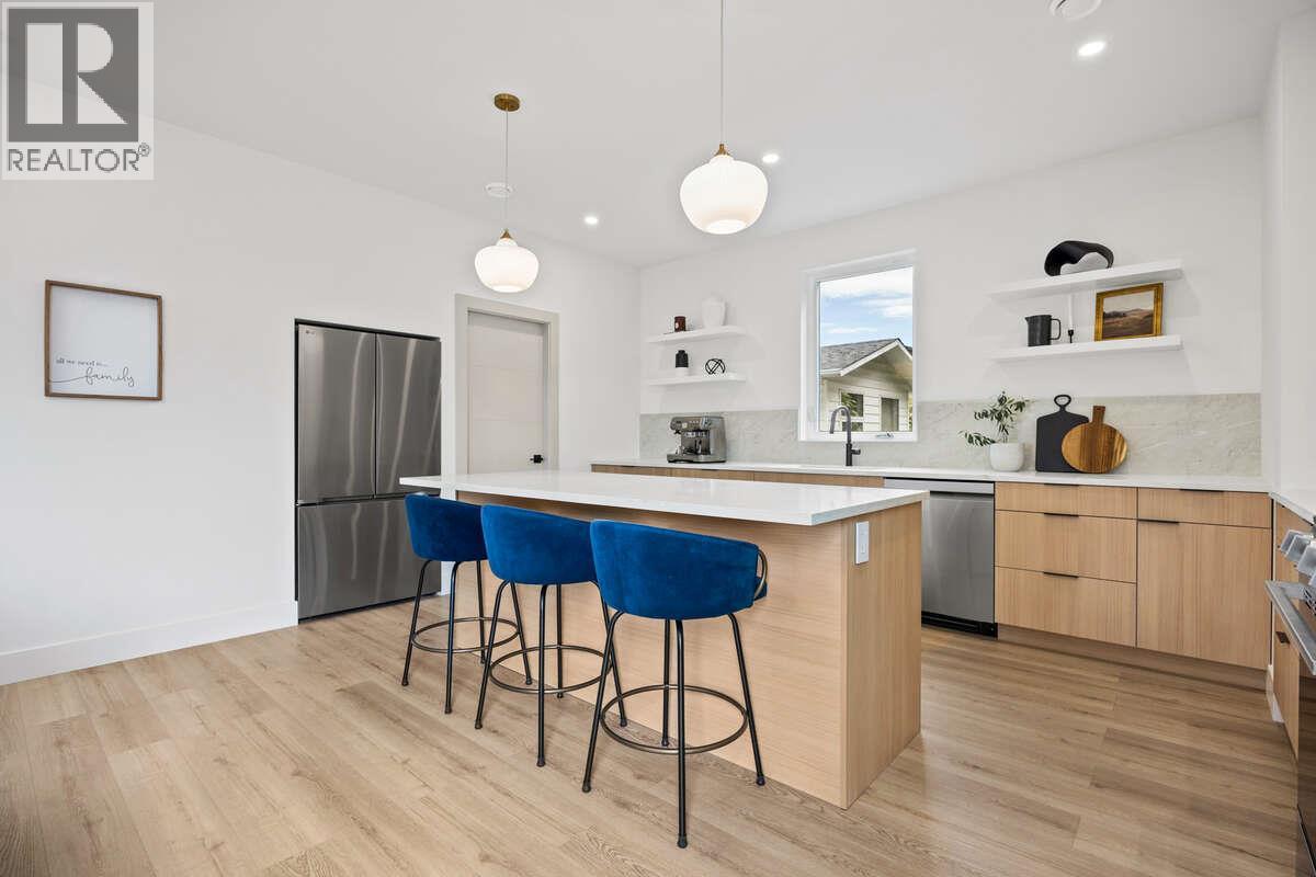 1506 39A Avenue Unit# 4, Vernon