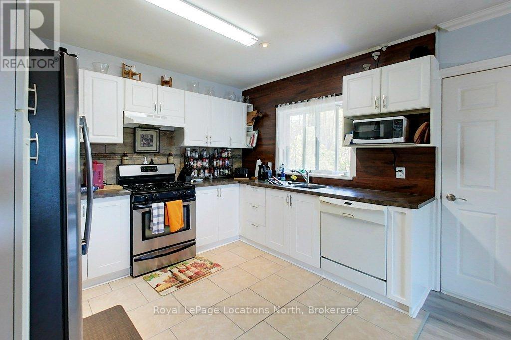 32 RIVER ROAD E - Image 19