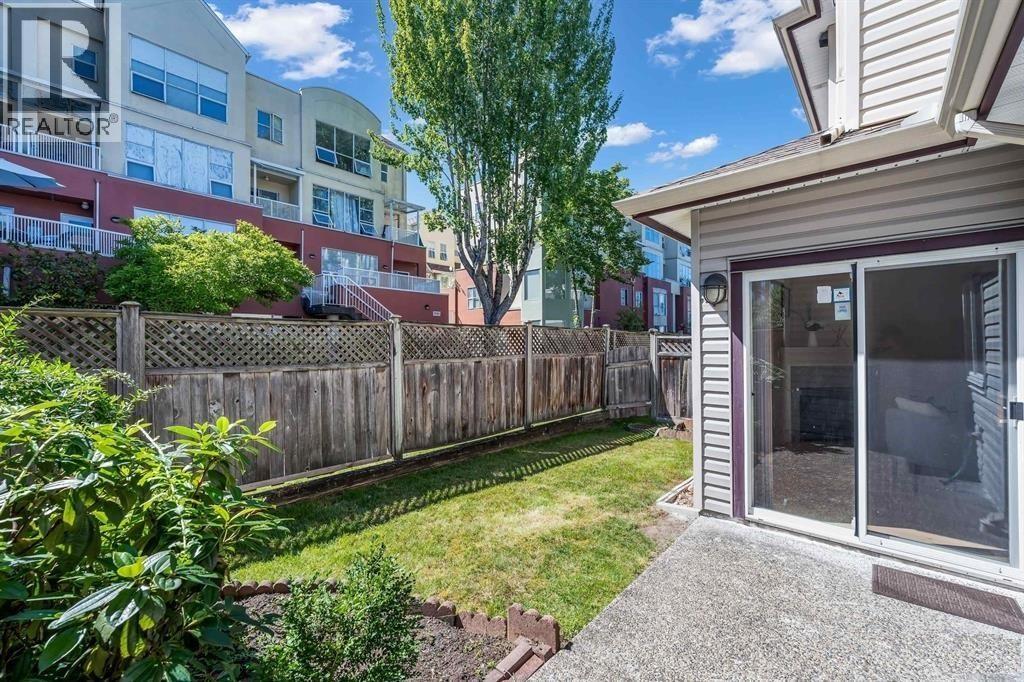 #3-7433 ST. ALBANS Road, Richmond