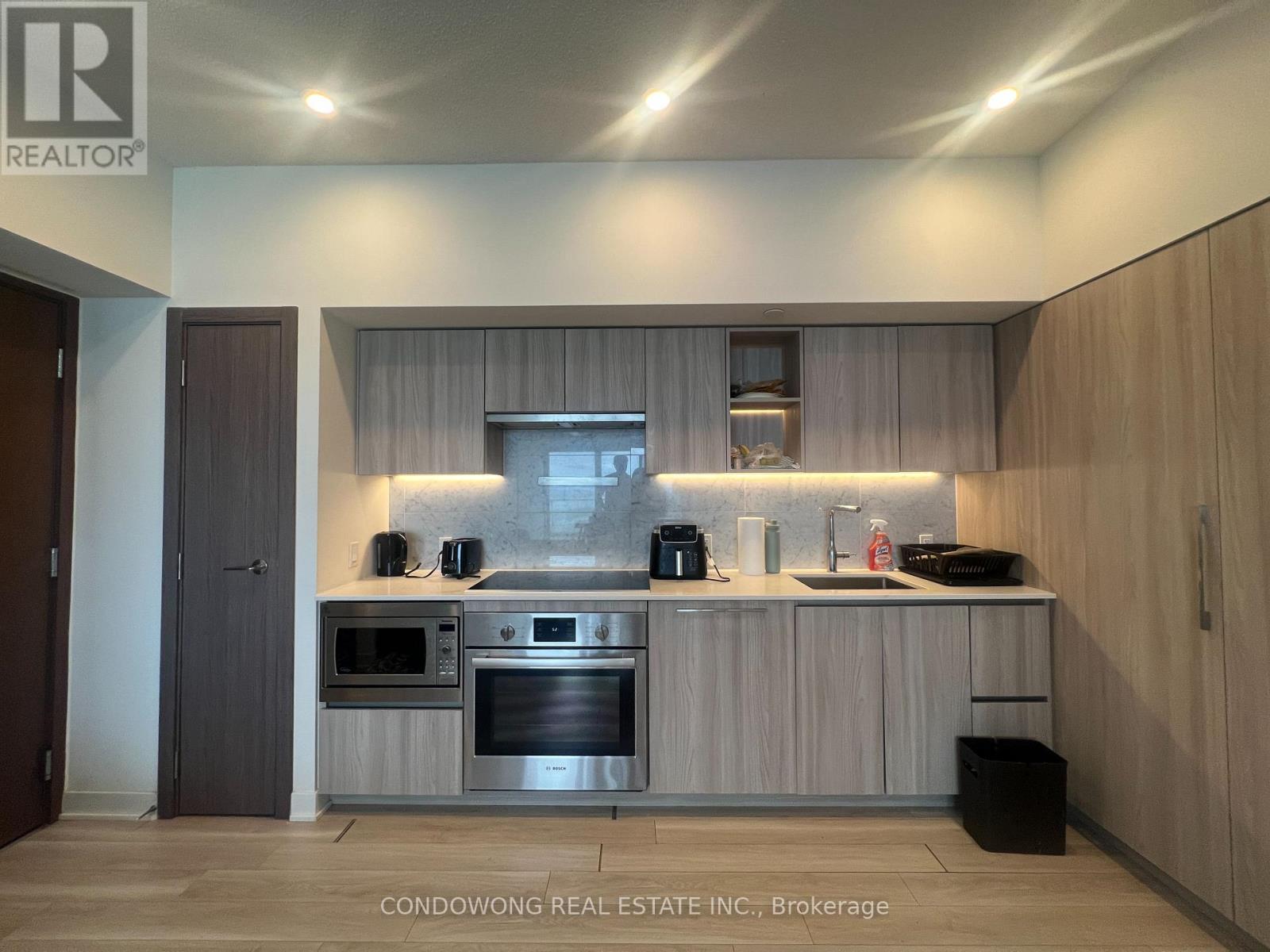 High End Kitchen