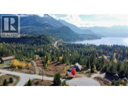 235 Fullmoon Road, Rosebery, BC V0G1S1 Photo 23