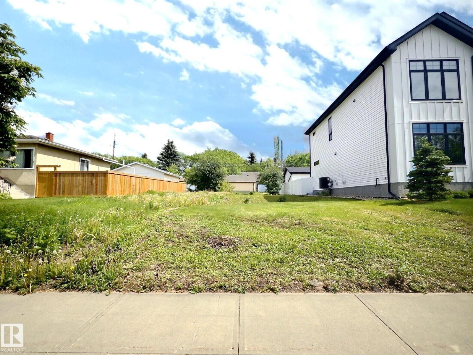 9551 85 ST NW - photo 2
