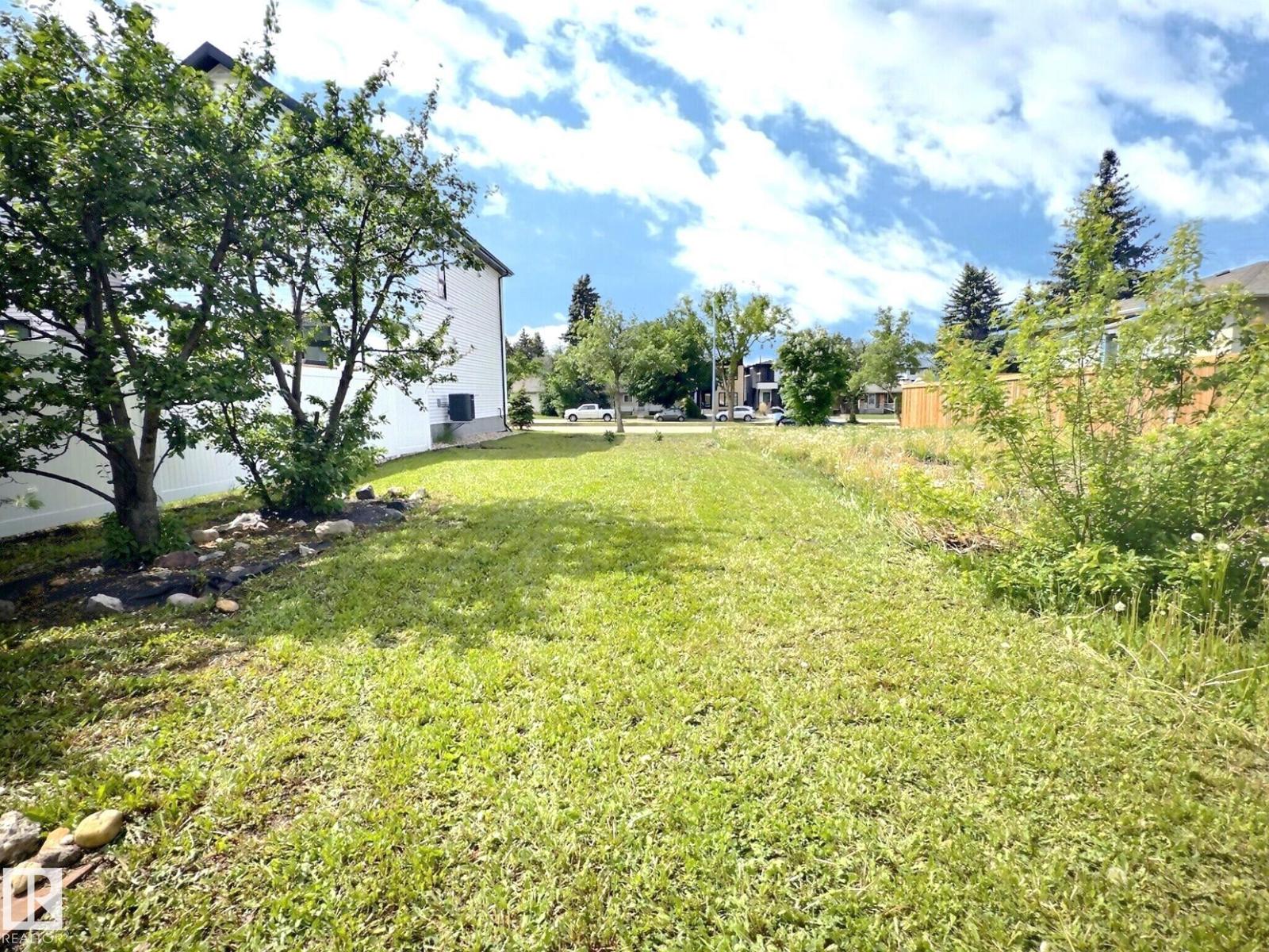 9551 85 ST NW - photo 5