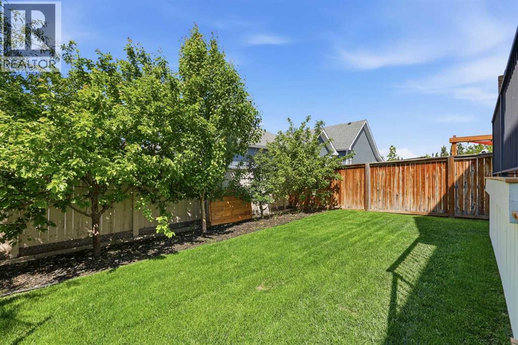 102 Drake Landing Heights - 42