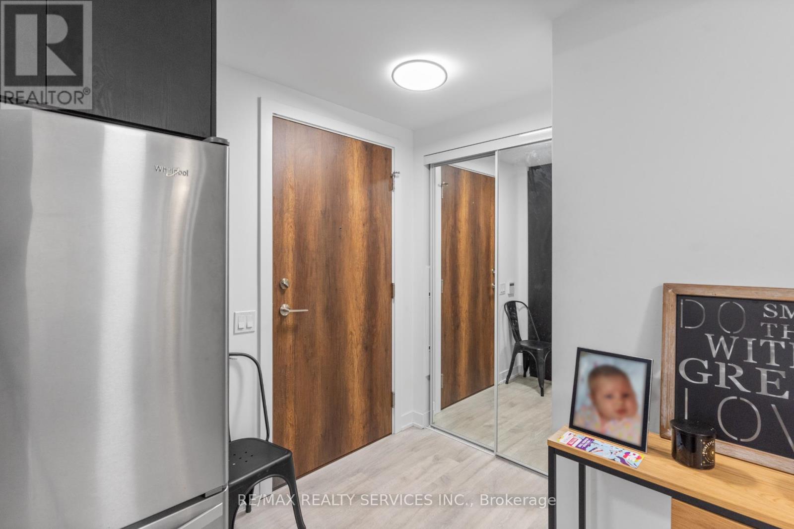 #115 251 MANITOBA STREET - 5