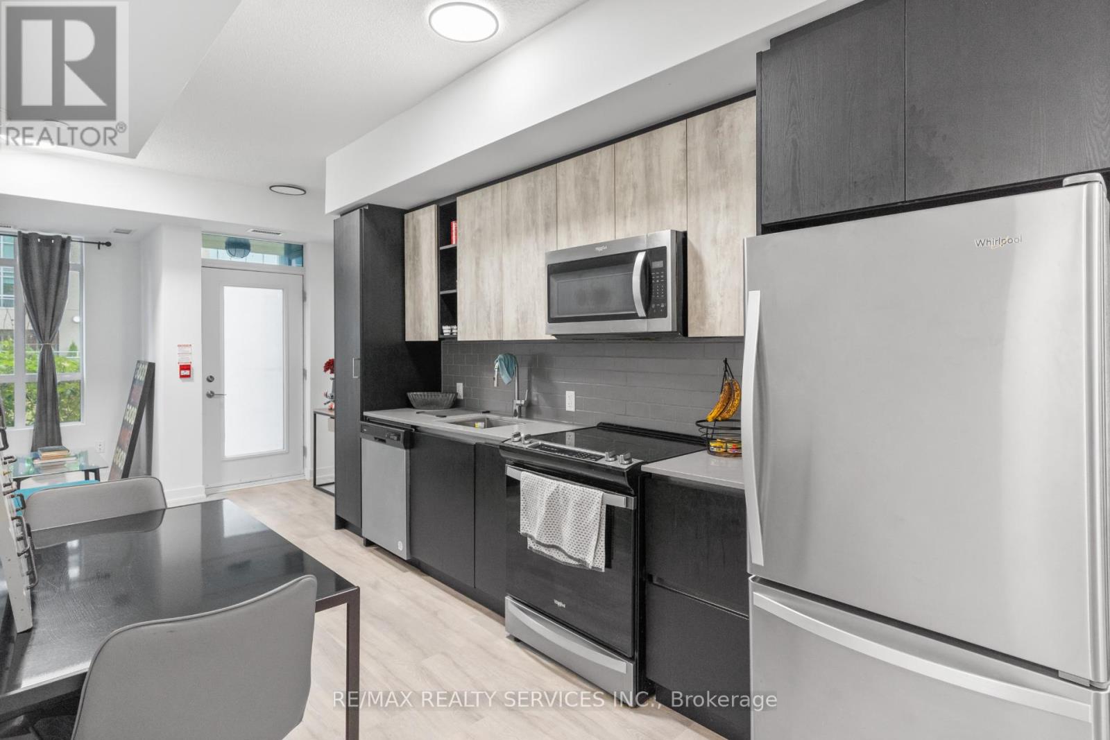 #115 251 MANITOBA STREET - 9