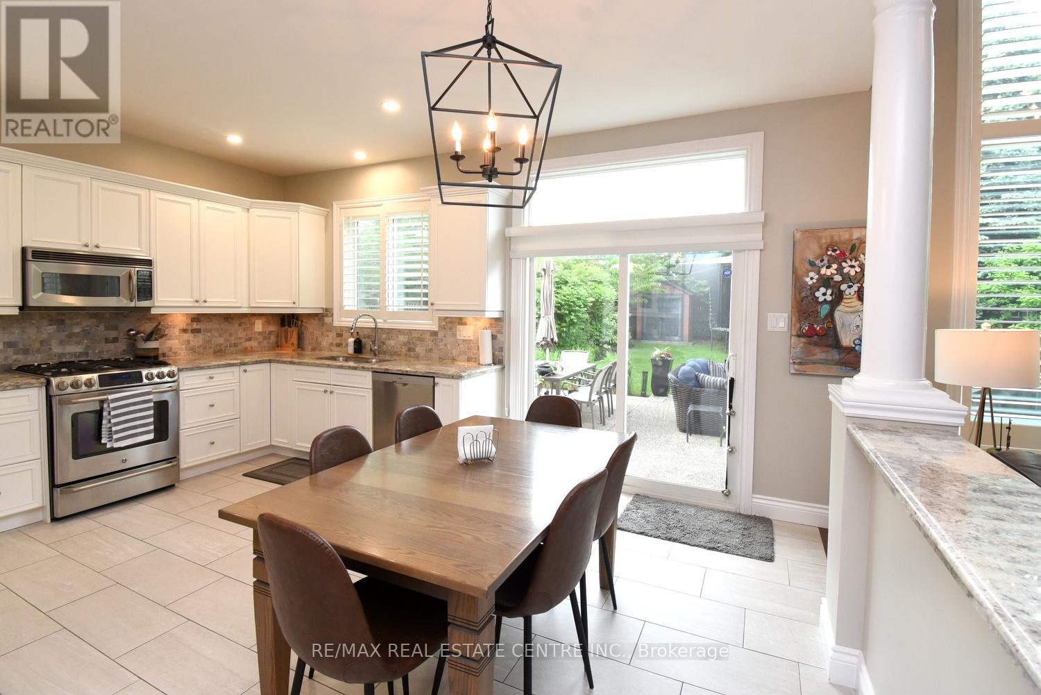 227 VALRIDGE DRIVE - 11