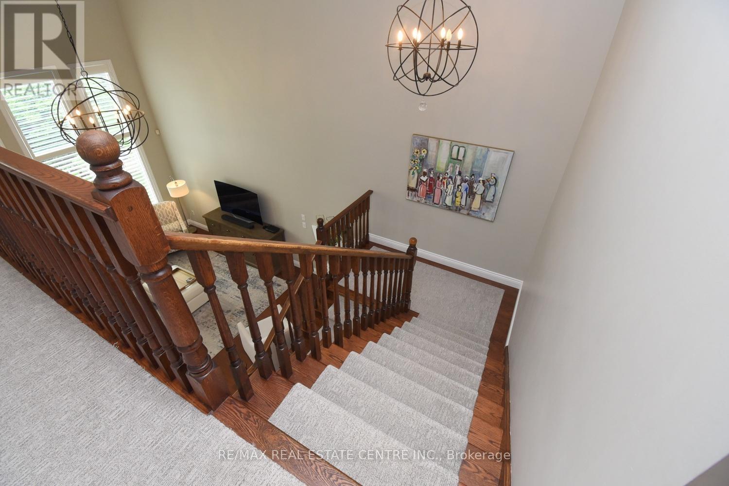 227 VALRIDGE DRIVE - 21