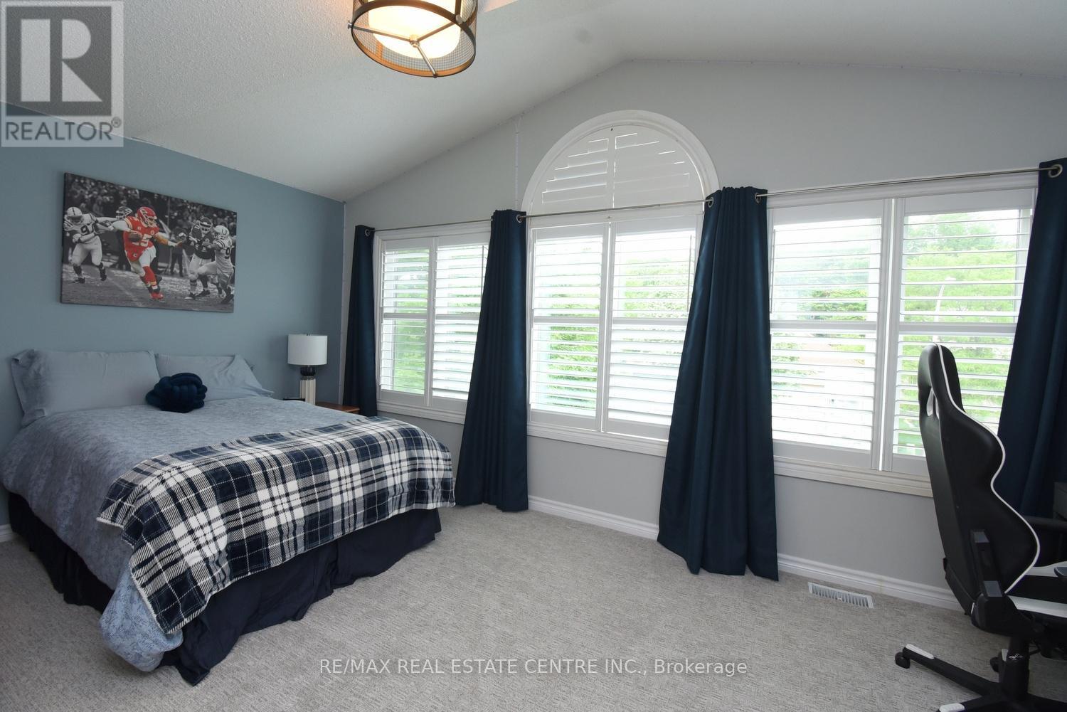 227 VALRIDGE DRIVE - 30