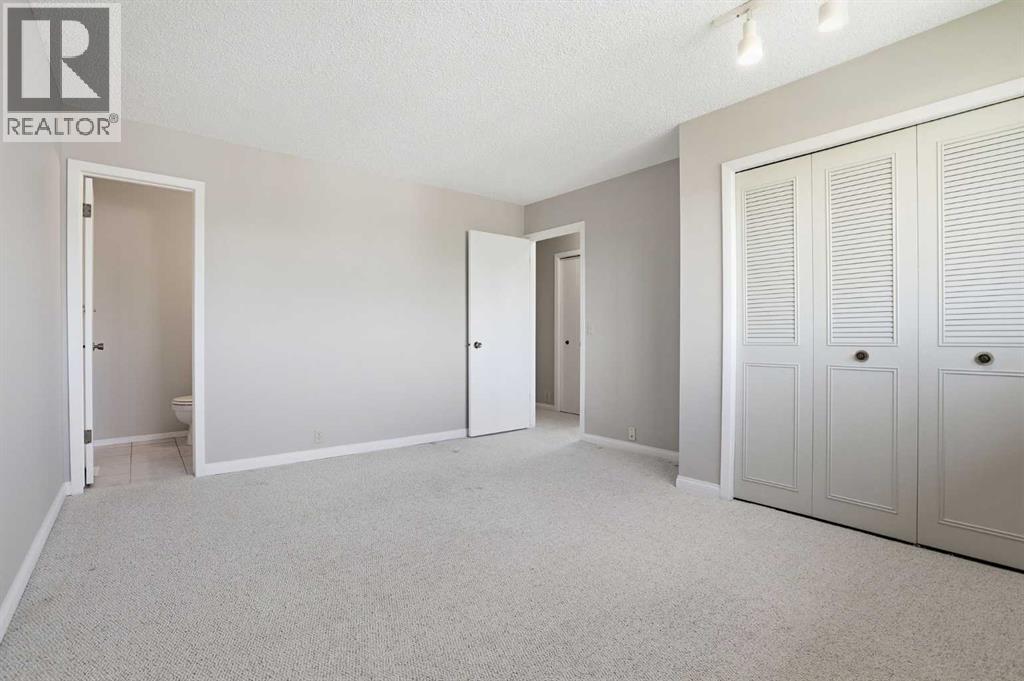 471 Berkley Crescent NW — photo 20